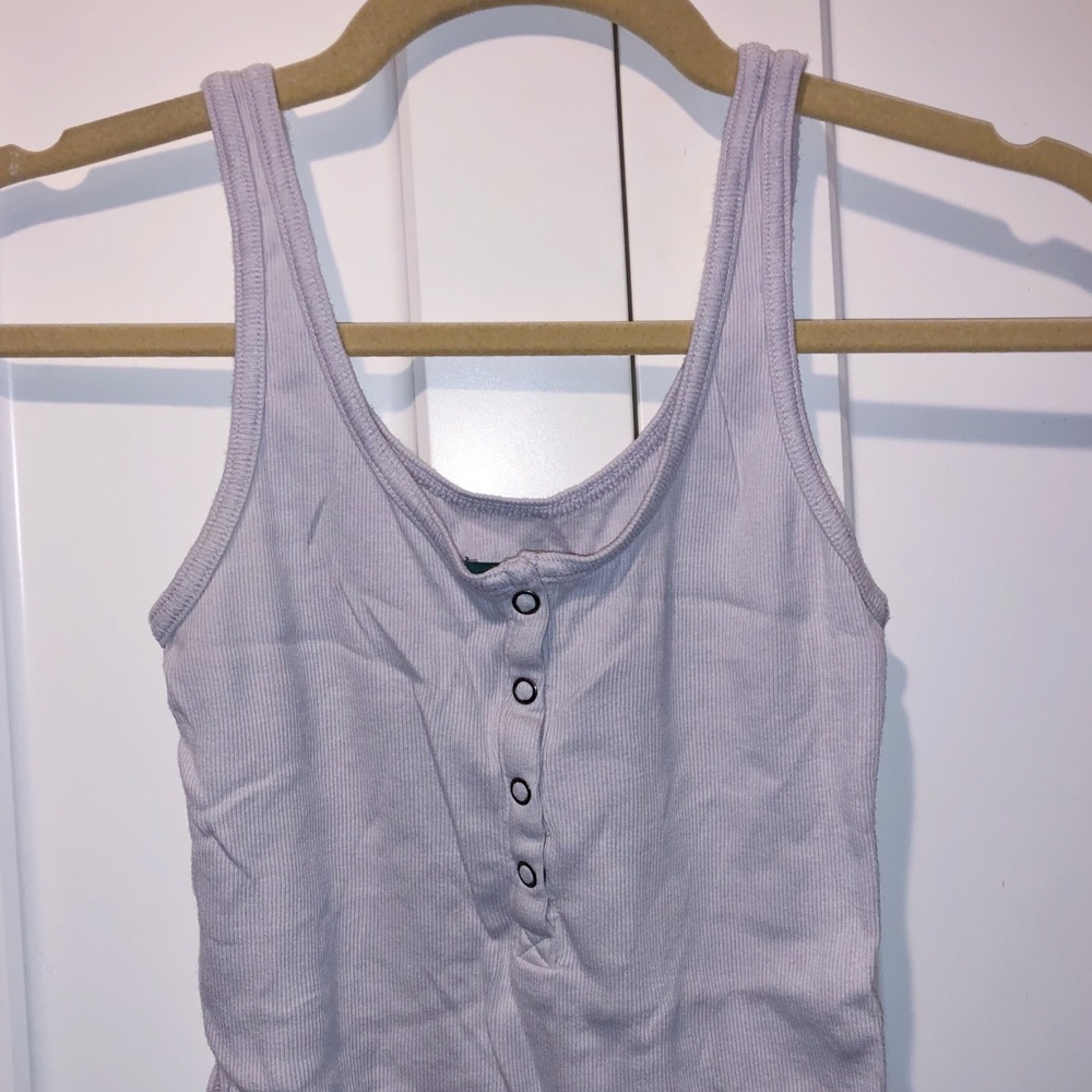 Cute lavender crop tank top